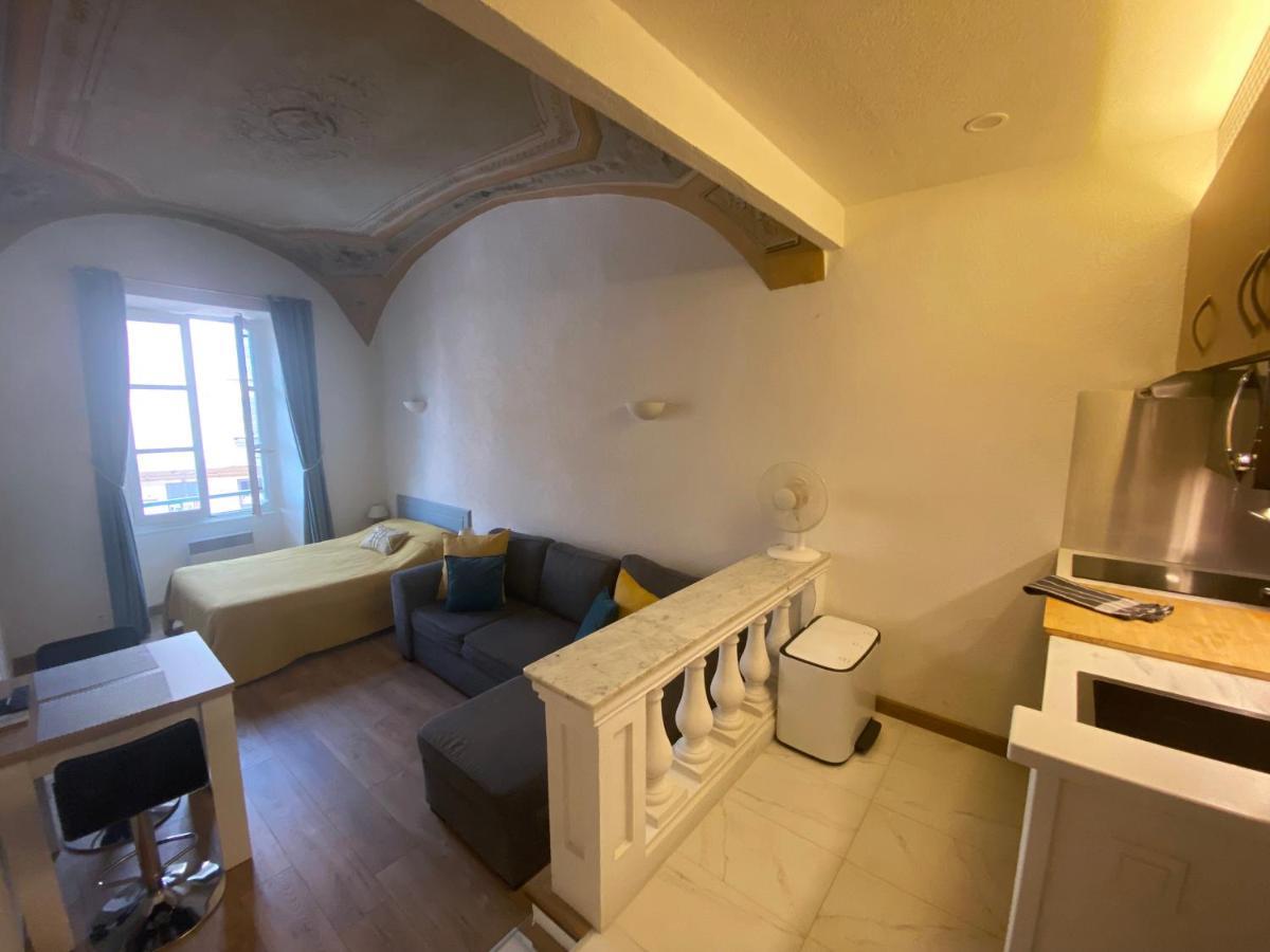 Lovely Studio - Heart Of Menton, Near The Beach. Luaran gambar